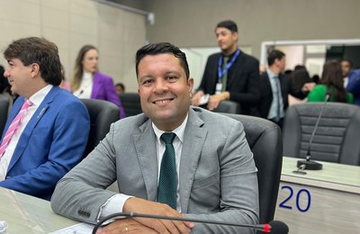 Vereador Allan Pierre apresenta Moção de Aplausos pela aprovação da PEC dos Agentes de Saúde e dos Agentes de Endemias