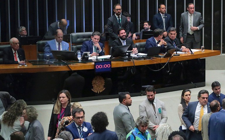 Aprovado na Câmara, projeto do devedor contumaz segue para sanção