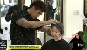 Desemprego cai no último trimestre