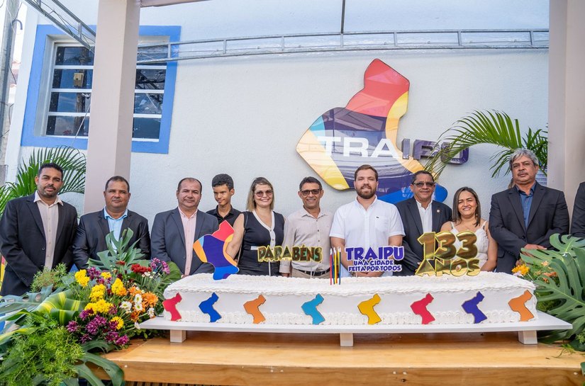 Hasteamento dos Pavilhões abre dia de comemoração dos 133 anos de Emancipação Política de Traipu