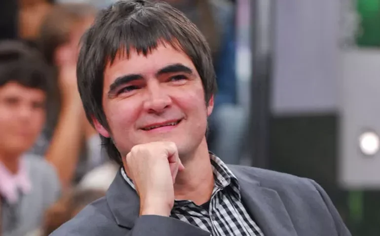 Nasce filha de Samuel Rosa: 'Ava transbordou meu coração de alegria e amor'