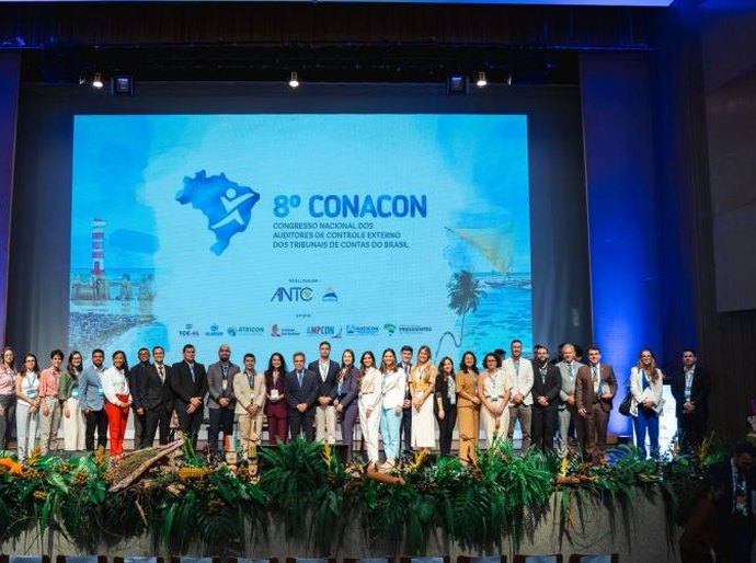 Membros e servidores do TCE/AL integraram mesas de debate e salas temáticas no Conacon 2025