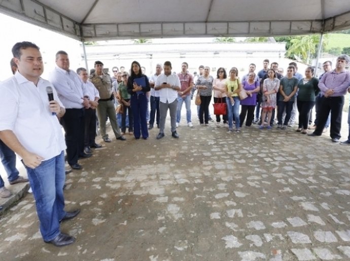 Governador assina ordem de serviço para Centros Integrados de Segurança