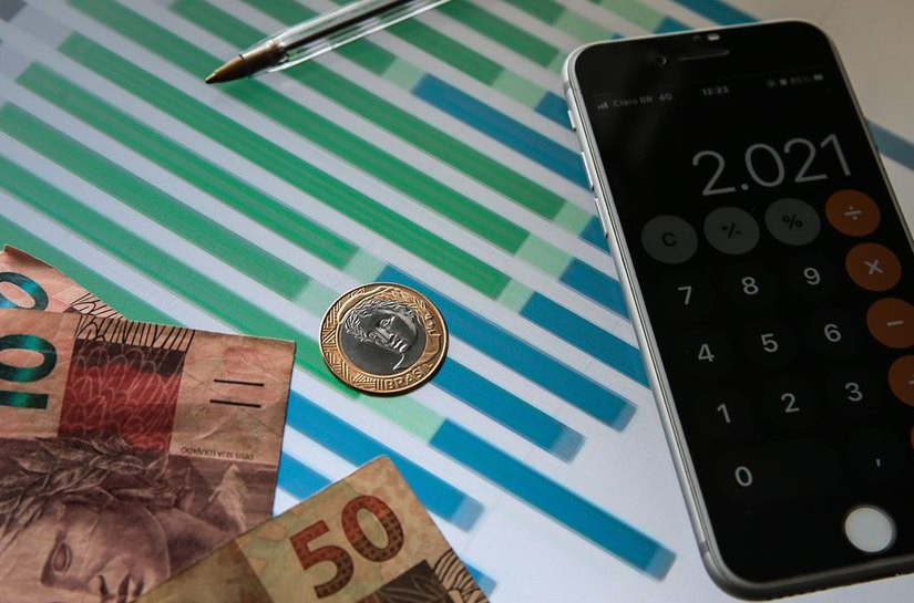 Pressionada por alimentos, inflação de novembro sobe para 0,28%