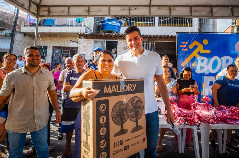 Rui Palmeira promove mais uma edição do projeto Bora com Rui no Jacintinho