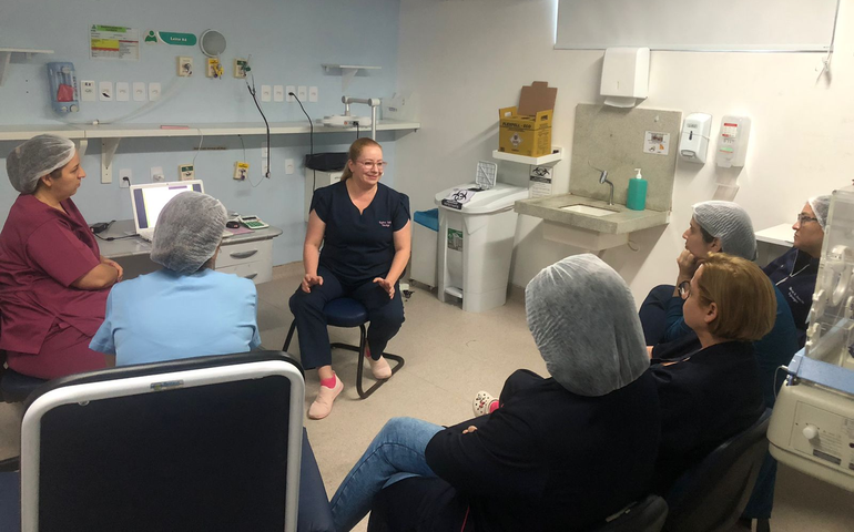 Maternidade Santa Mônica promove ação dentro da campanha 'Outubro Azul e Rosa'