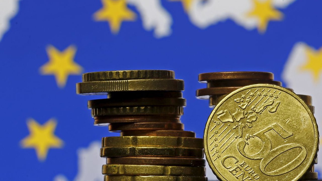 Zona do euro: PMI industrial cai a 58,6 em setembro, menor nível desde fevereiro