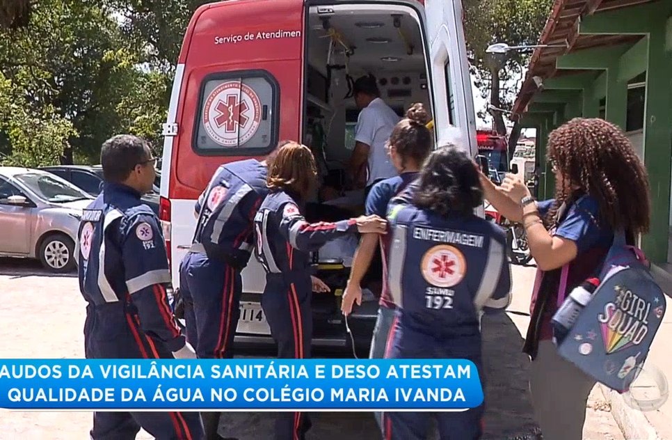 Aguá contaminada escola