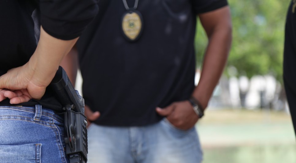 POLÍCIA 