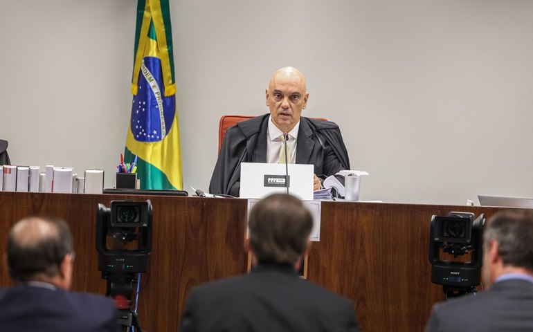 Bolsonaro diz que não recebeu voz de prisão de Freire Gomes