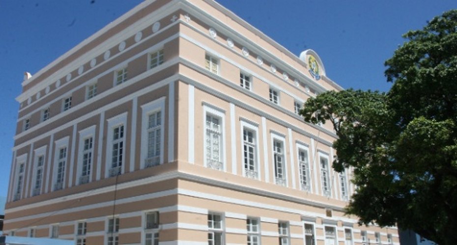 Publicado edital para preenchimento de vaga de conselheiro do TCE/AL