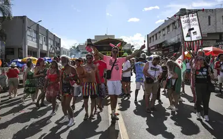Orquestra Filarmônica de MG encerra a folia em Belo Horizonte