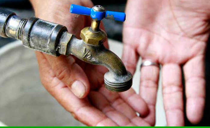 Consumidores estão recebendo água contaminada