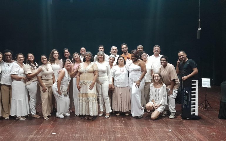 Grupo do Centro de Belas Artes de Alagoas se apresenta no 12º Encontro de Coros, em Maceió