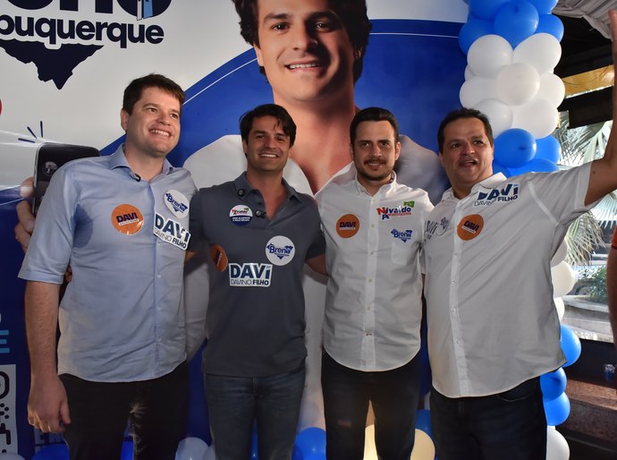 Davi Davino Filho participa do lançamento de Breno em Arapiraca e defende política pública de capacitação da juventude