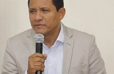 Prefeito Júlio ministrará palestra durante XVIII Marcha Nacional dos Vereadores, em Brasília 