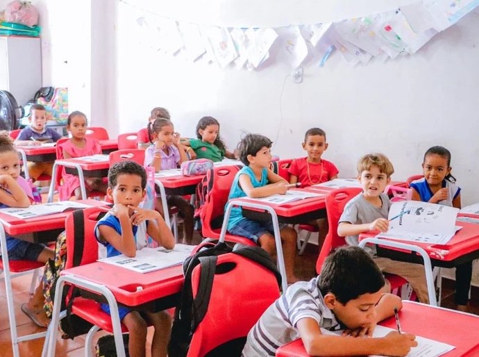 Pão de Açúcar dá salto histórico no IDEB e reforça compromisso com a educação de qualidade