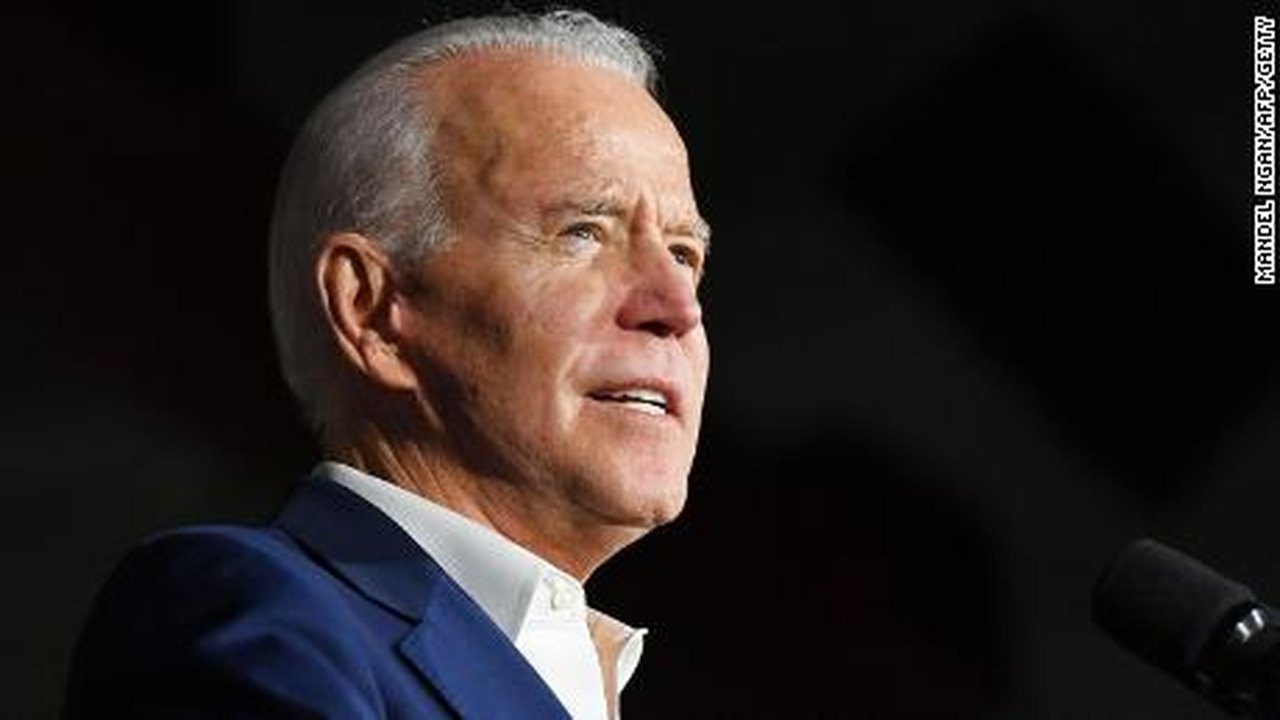 Biden estende tarifas sobre painéis solares da era Trump, mas relaxa algumas
