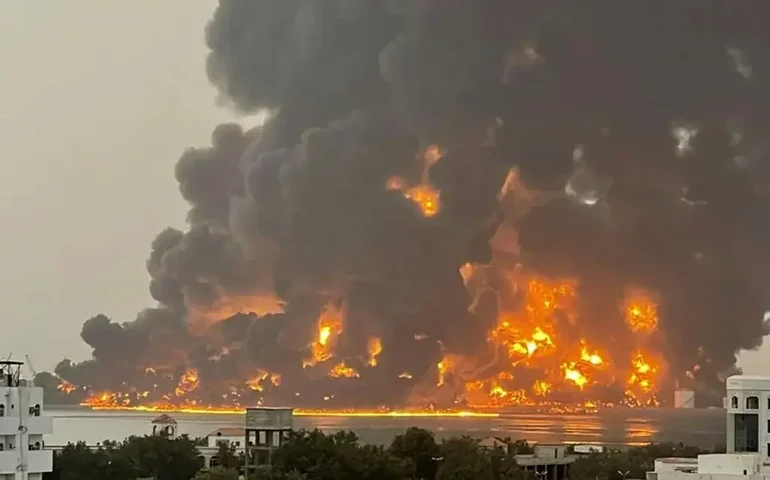 Israel bombardeia ponte estratégica no sul do Líbano