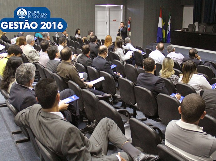 Cursos na Esmal contemplam quase 1.500 juízes e servidores em 2016