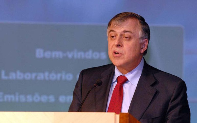 Polícia Federal prende ex-diretor da Petrobras suspeito de lavagem de dinheiro