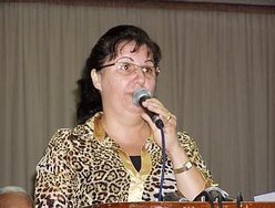Cantora Mirian Santos