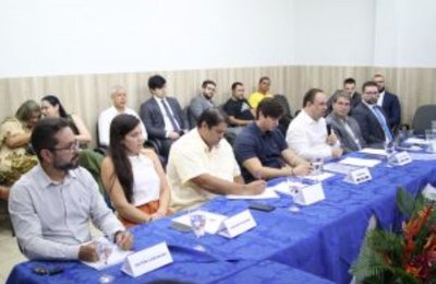 Arapiraca apresenta estudos e consórcio avança nos prazos com BNDES para outorga do saneamento