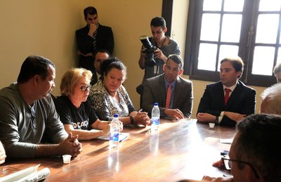 Câmara busca intermediar solução para impasse entre servidores e Executivo 