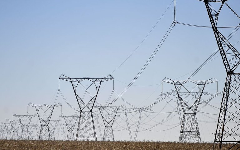 Ministério da Economia defende que privatizações e concessões vão tirar o país da crise