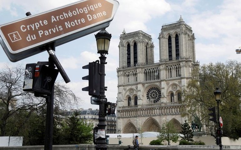 França e Holanda retomam aulas dia 11, com restrições