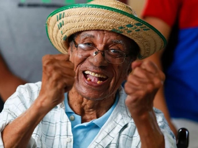 “Adote um Idoso” chega à 9ª edição com histórias, afeto e música no Lar São Vicente de Paulo