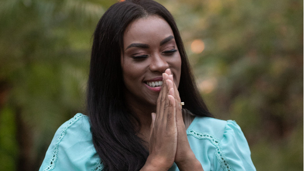 Elaine Martins promove single que valoriza a vida