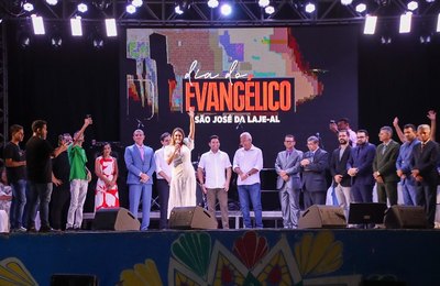 Prefeitura de São José da Laje comemora Dia do Evangélico levando multidão para a Praça de Eventos