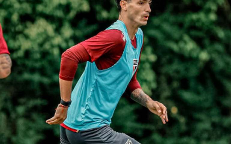 Dinenno anota três e São Paulo goleia time sub-20 em jogo-treino no CT da Barra Funda