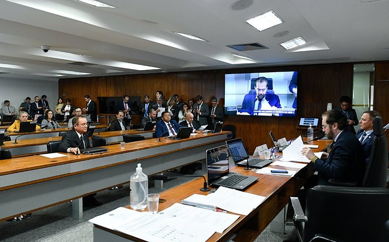 CPI vai investigar repasses de verbas a ONGs na Amazônia