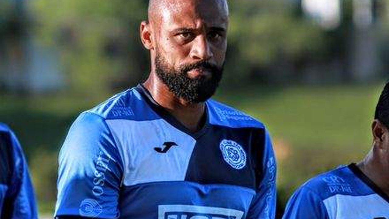 Ponte Preta recebe contato por empréstimo de zagueiro recém-contratado