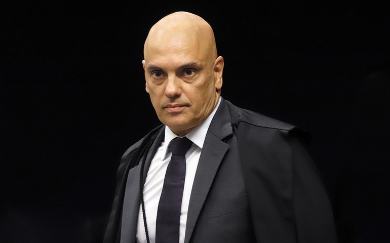 PRF anuncia operação para liberar estradas após decisão de Moraes