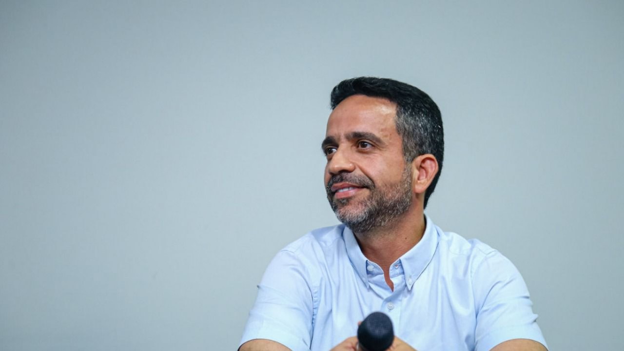 Paulo anuncia ampliação do número de creches CRIA e 13º do cartão CRIA