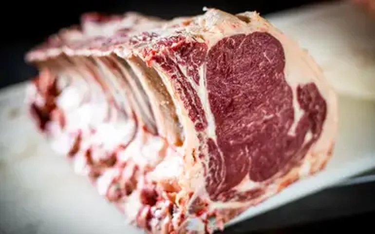 Fipe eleva projeção do IPC de novembro de 1,10% para 1,20%, por carnes