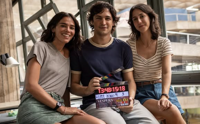 Bruna Marquezine e Gabriel Leone começam a gravar 'Véspera', baseada em livro de Carla Madeira