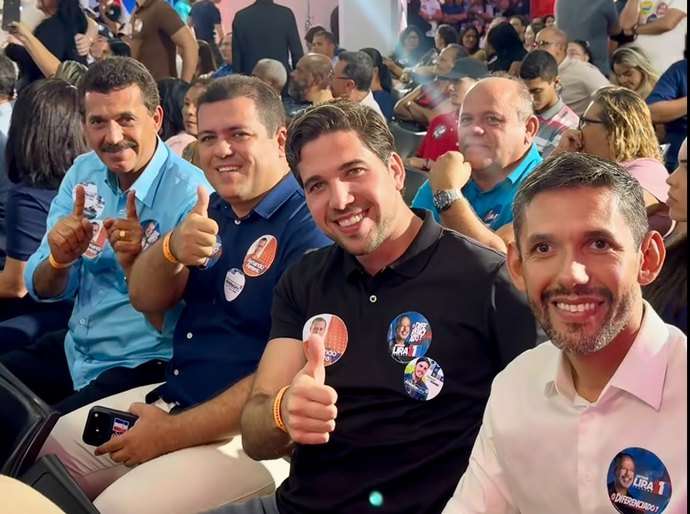 Marlan Ferreira lidera comitiva de Limoeiro de Anadia em convenção do União Progressistas