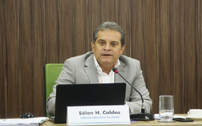 “Instituições de ensino estão preparadas para receber alunos presencialmente”, garante diretor da ABMES