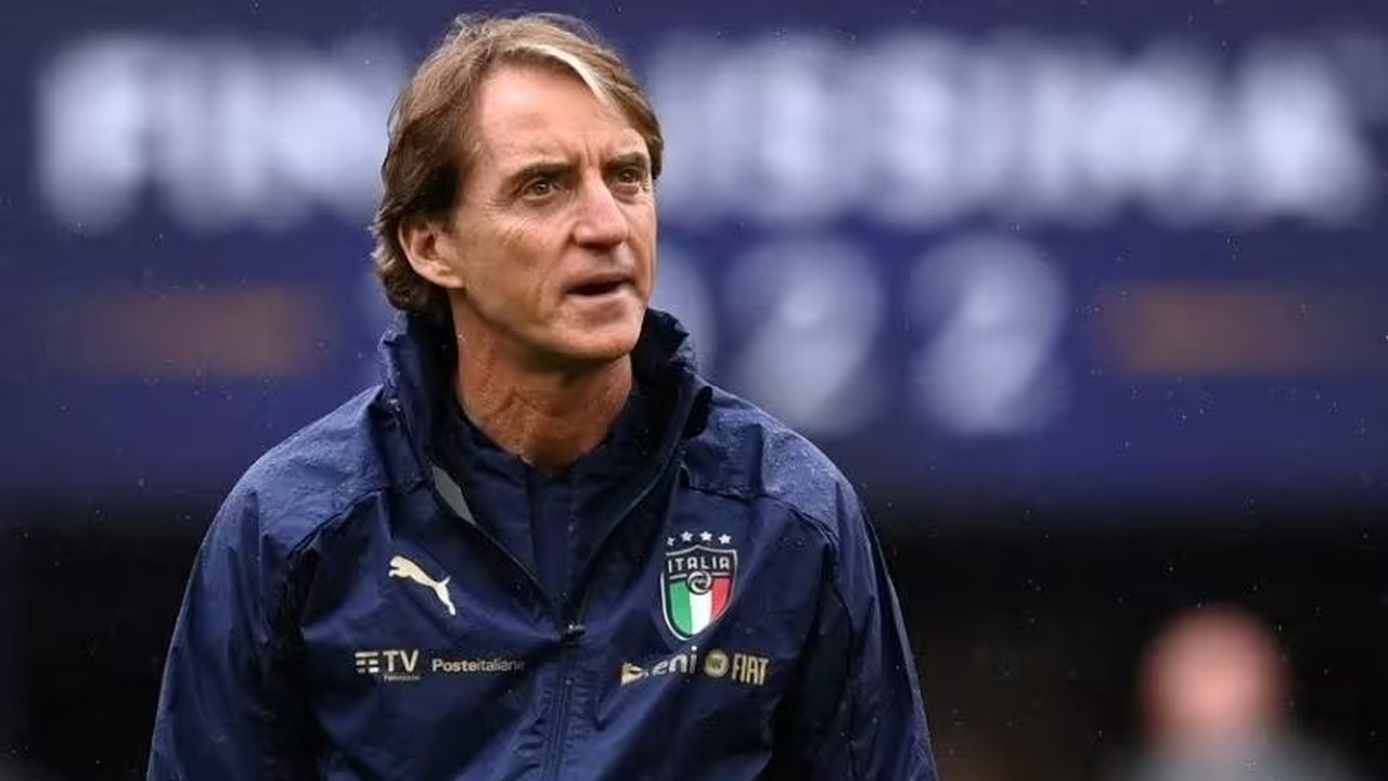 Roberto Mancini deixa a seleção da Itália, mais de um ano depois de derrotas dramáticas