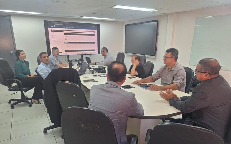 Comissão de estudo sobre câmeras corporais da SSP conhece tecnologia usada pela PM de São Paulo