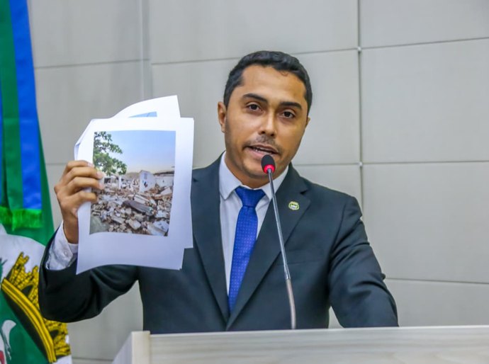 Vereador aciona órgãos de fiscalização para investigar desabamento do teto do Mercado de Jaraguá