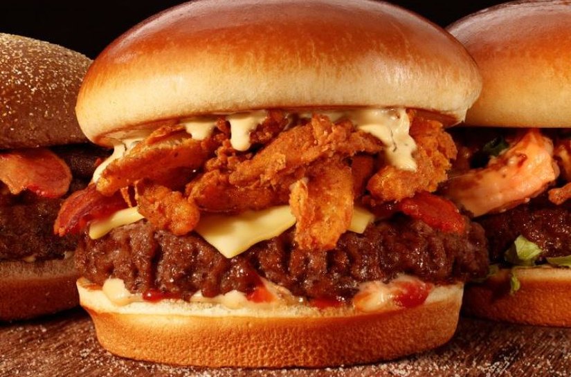 Outback lança Festival de Burgers com sabores exclusivos da marca