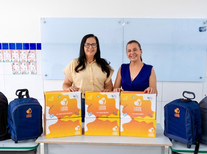 Prefeitura de Lagoa da Canoa garante entrega de kits escolares aos alunos da rede municipal no retorno às aulas