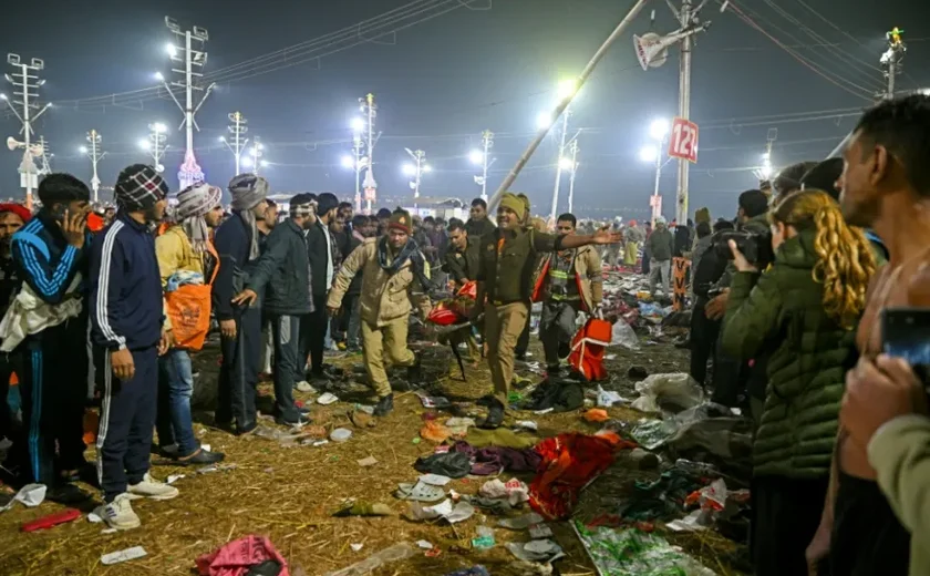 Tumulto provoca 15 mortes no maior encontro religioso do mundo no norte da Índia