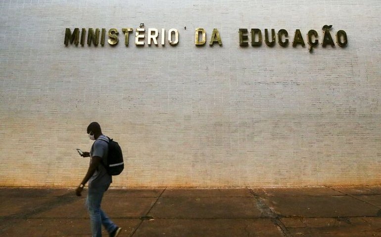 Fies de 2022 oferecerá 110.925 vagas