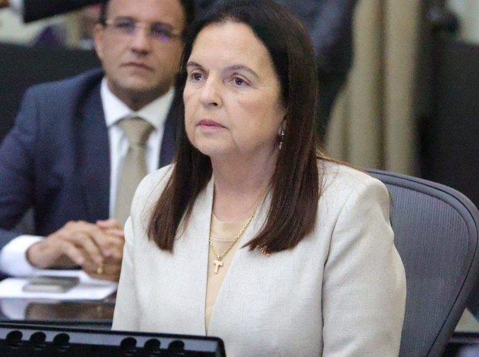 ALE aprova programa que prioriza alimentos da agricultura familiar na merenda escolar